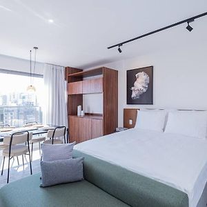 Estudio Deluxe con Cama Queen